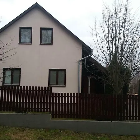Rozsa Ueduelohaz * Tiszafüred