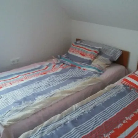 Rozsa Ueduelohaz Apartment Tiszafured
