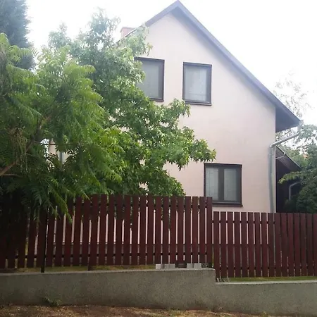 Rozsa Ueduelohaz * Tiszafured