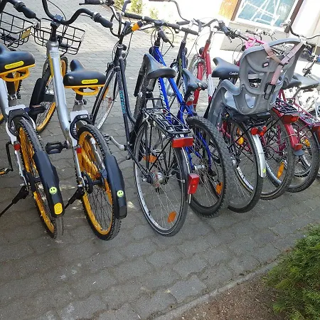 Rozsa Ueduelohaz
